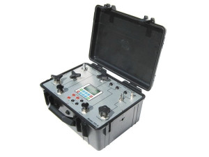 PPC-D+ Calibrateur de pression portable Pneumatique & Hydraulique ±0.025% PE